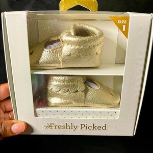 Baby Girl Platinum Mary Jane Moccasin